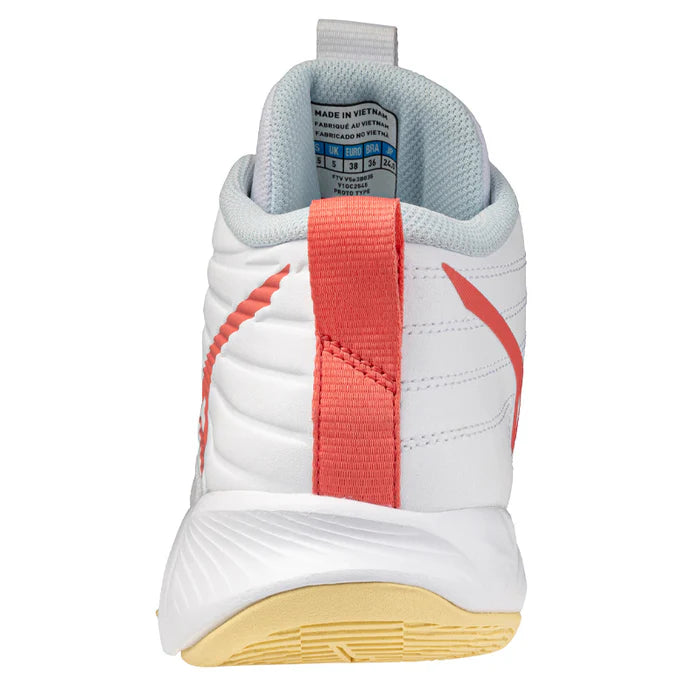 Mizuno Wave Momentum PRO MID bianca