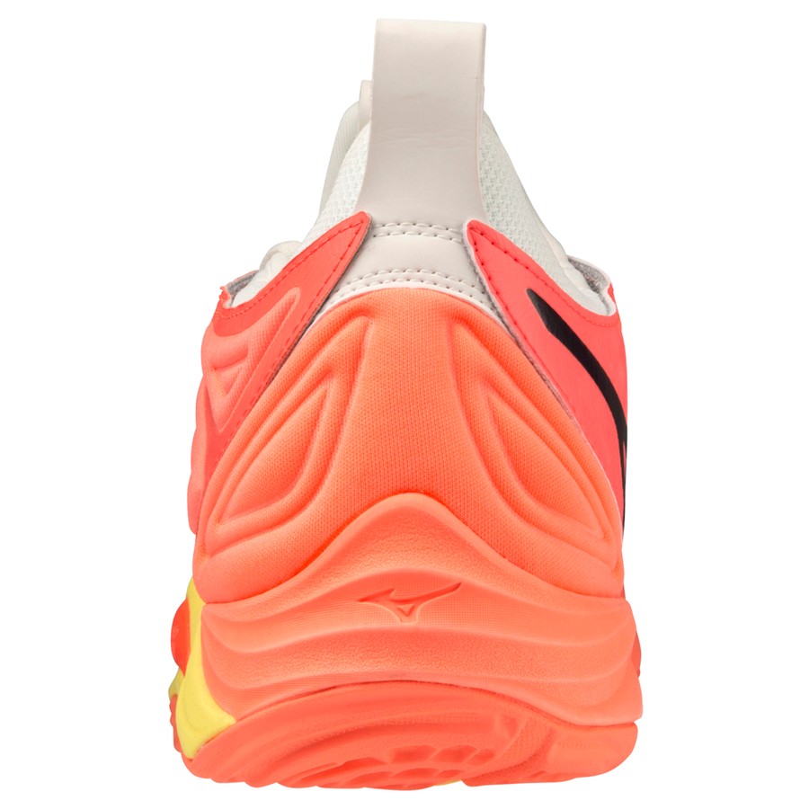 Mizuno Momentum 3 neonflame